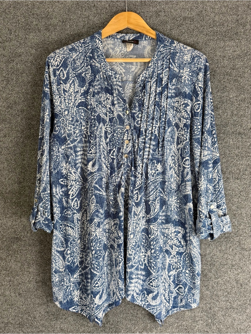 Cocomo Womens 3/4 Sleeve Floral Top Size Large Blue White Casual Stretch